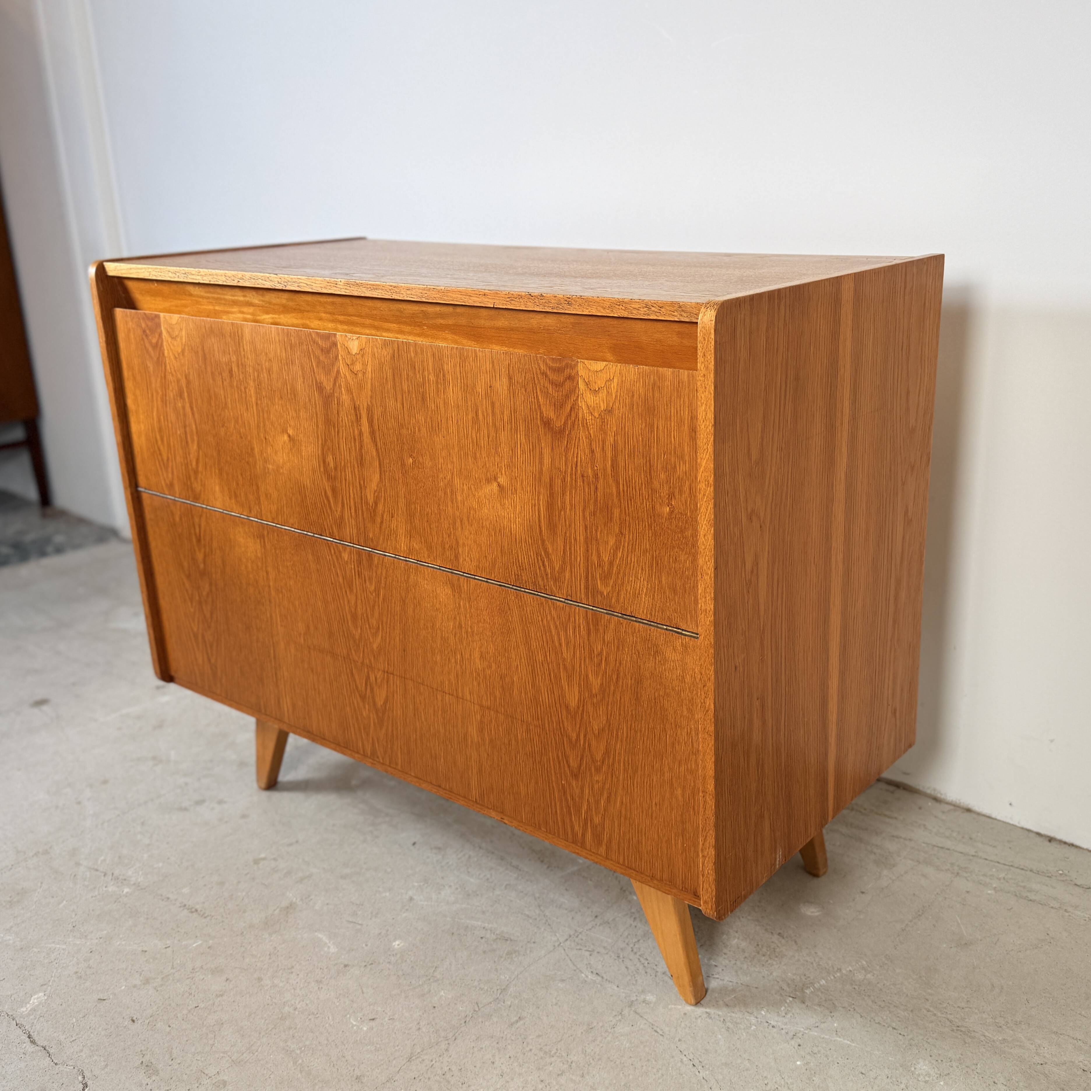 Vintage blanket chest/toy chest U-459, Jiří Jiroutek