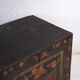 Coffre ancien peint en bois de pin – Chine, vers 1900