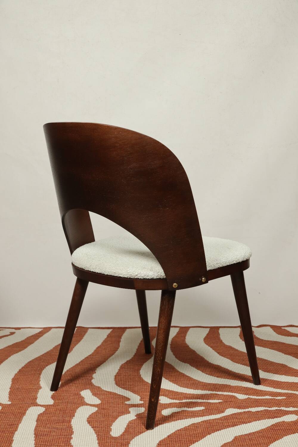 Dining chairs set of 4 oak wood white pearl buckle