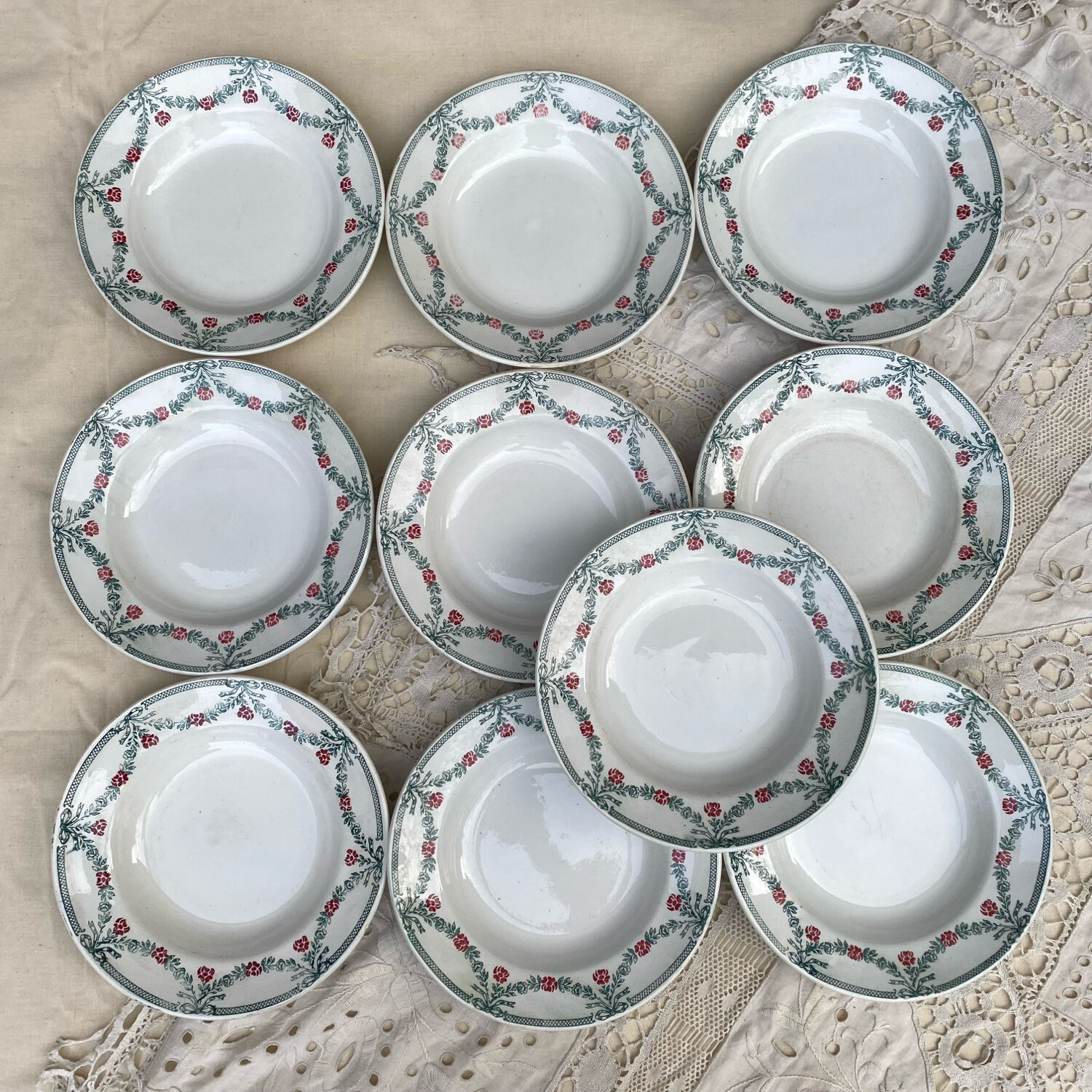 Moulin des Loups soup plates with garlands