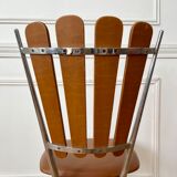 Flower petal chair in brown Skaï