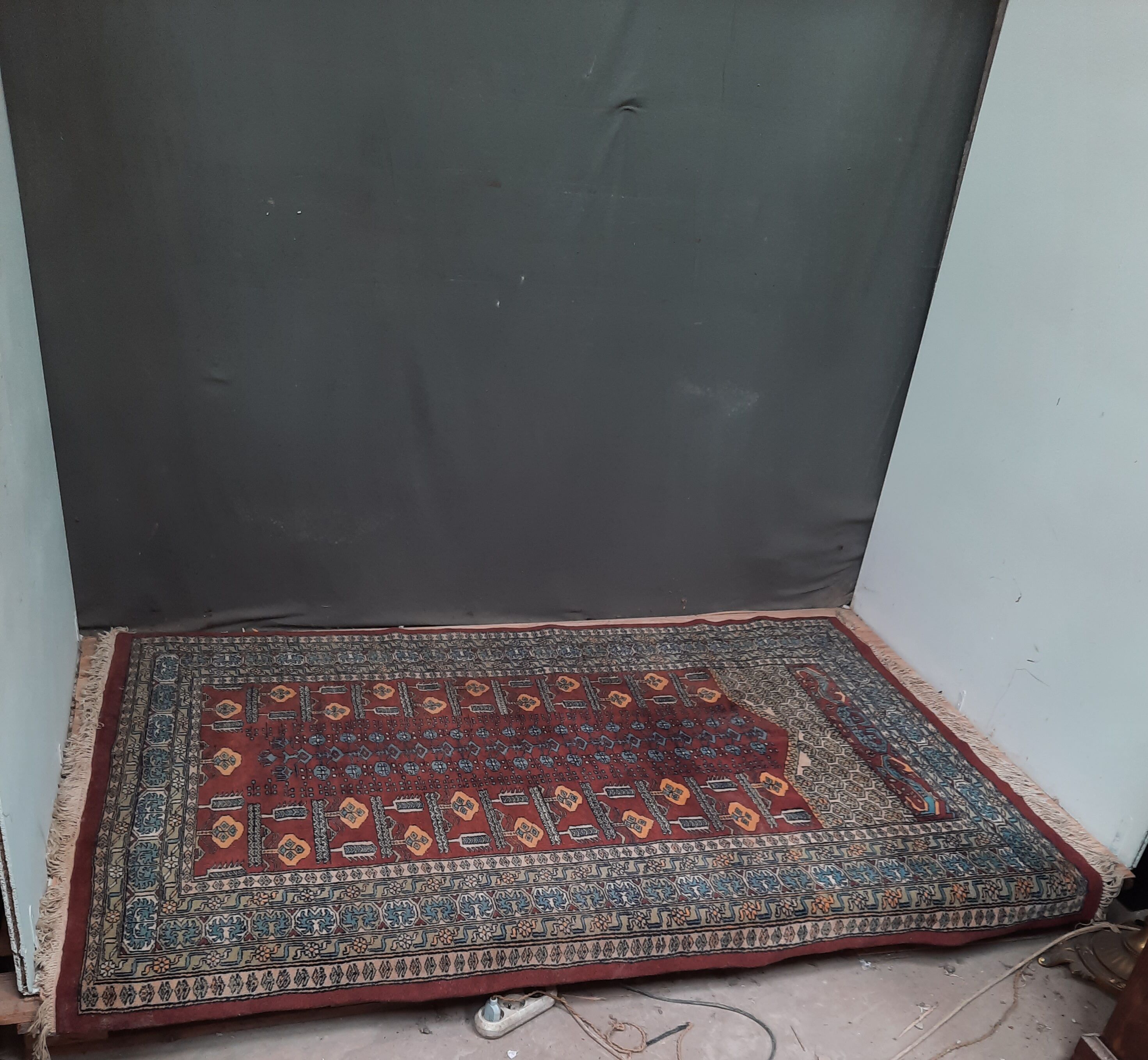 Handmade wool oriental rug