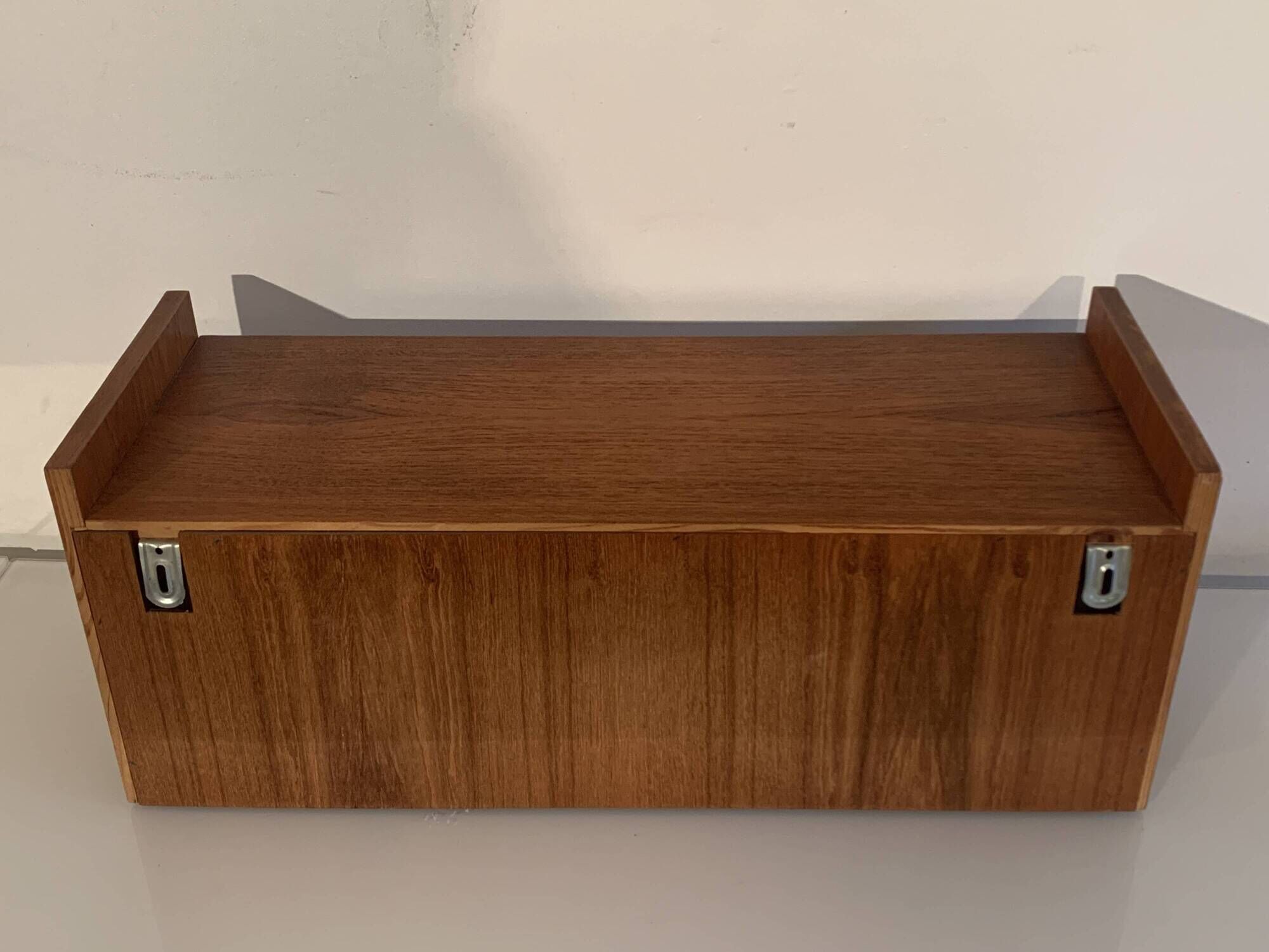Etagere vintage scandinave en teck et metal 1960
