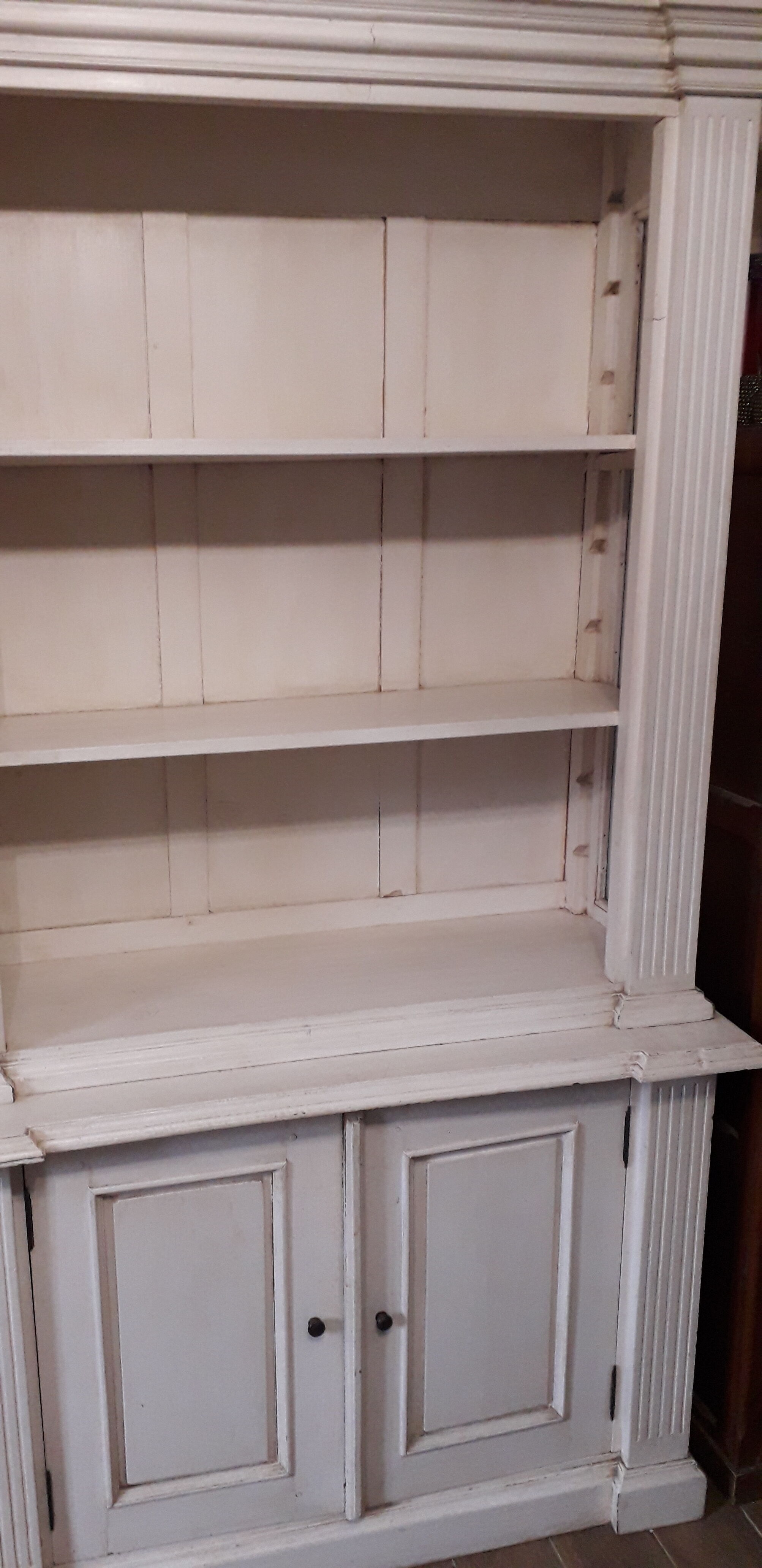 Library cabinet