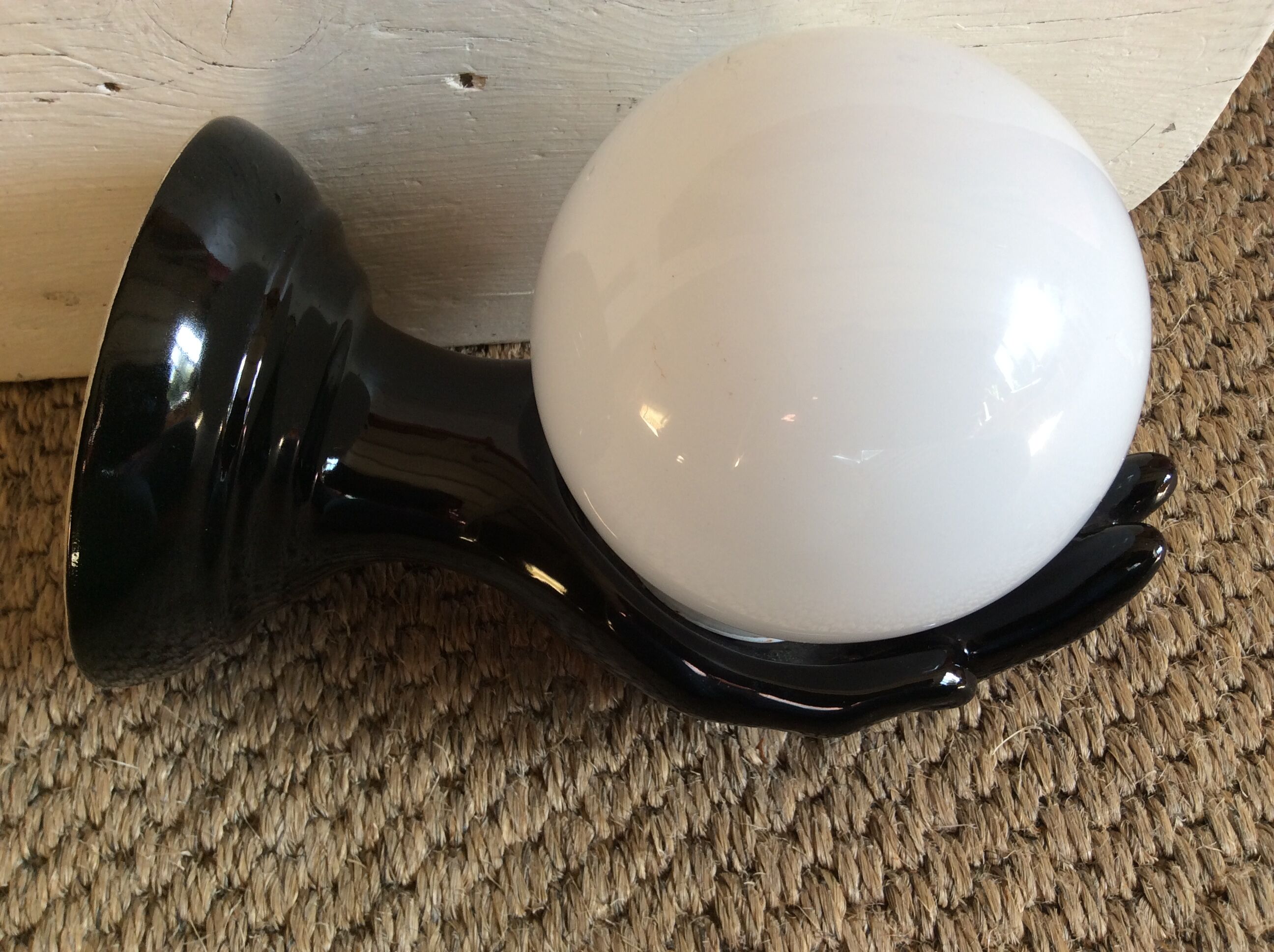 Hand wall lamp