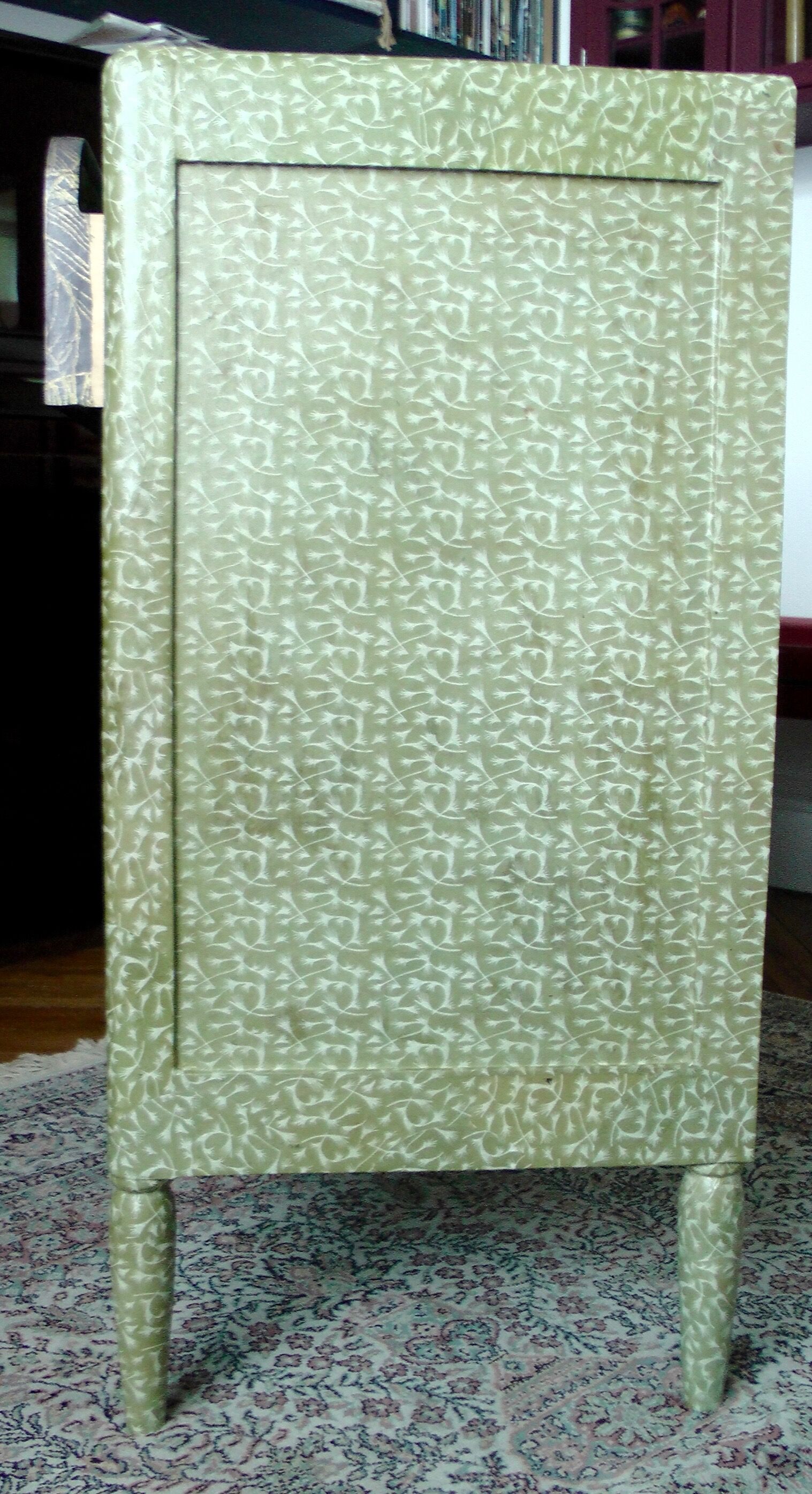 Wooden dresser 3 drawers