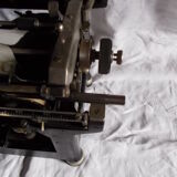 UNDERWOOD TYPEWRITER