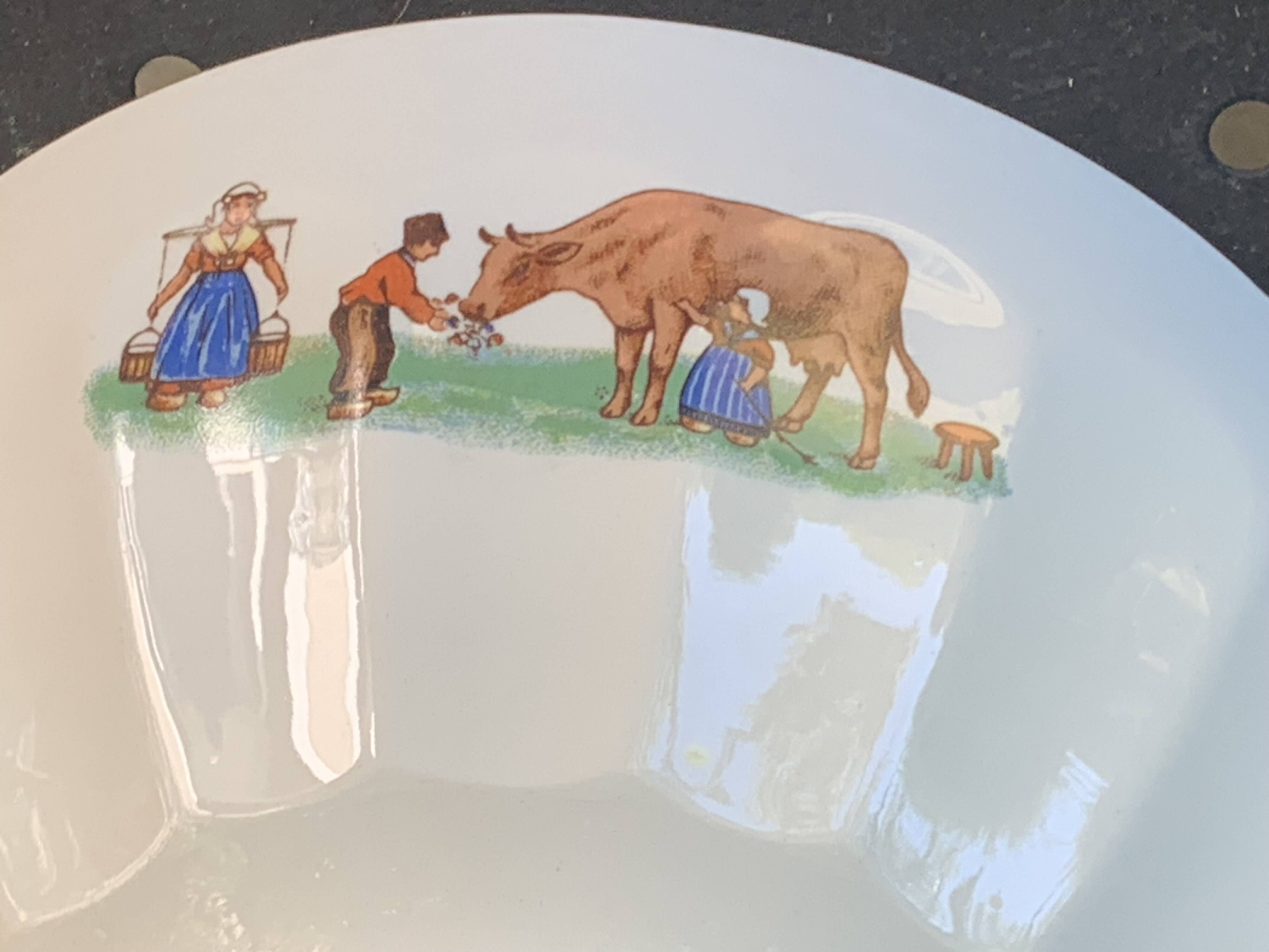 Set of 5 faceted white earthenware bowls with a naive decor, antique