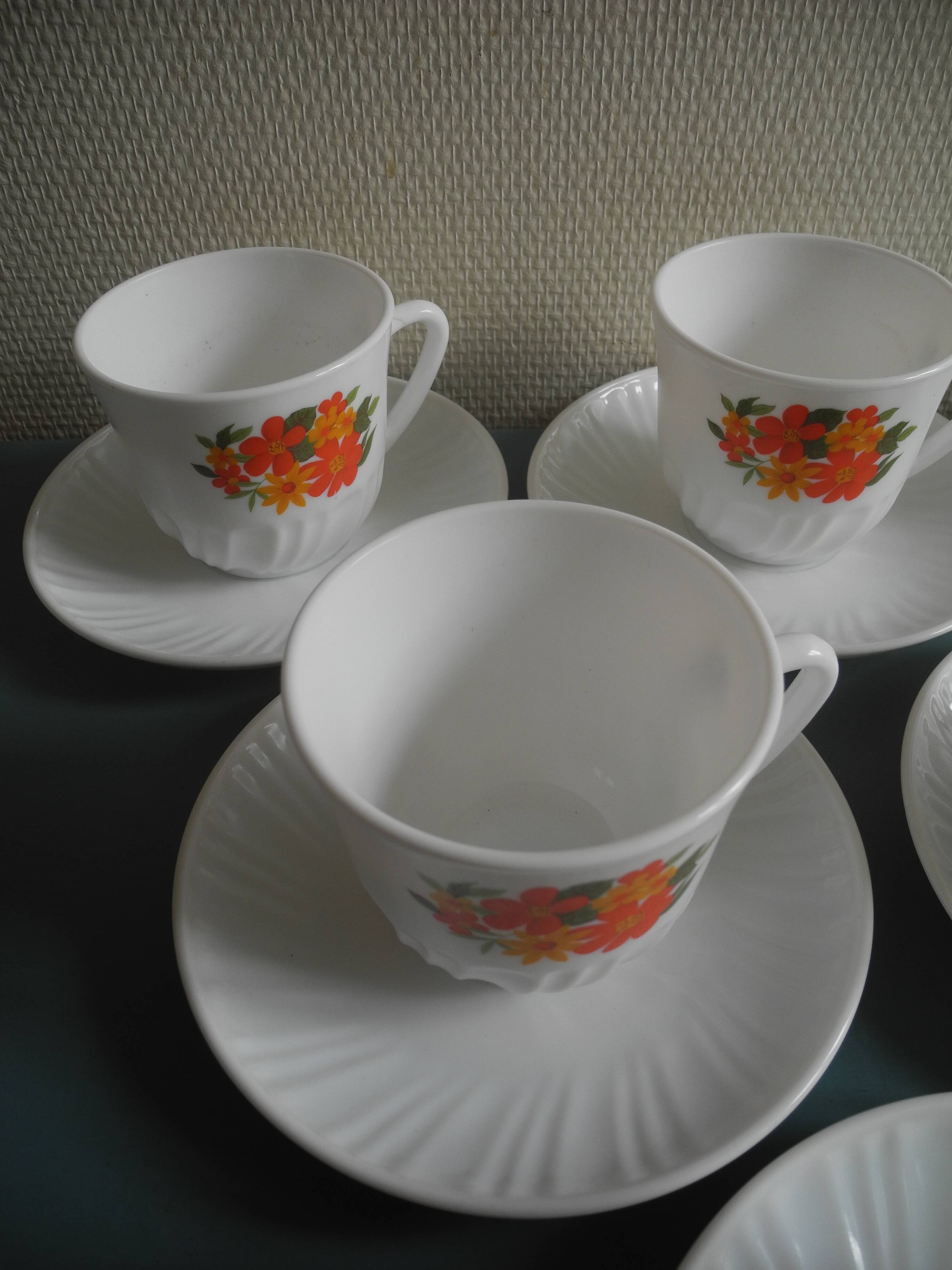 set of 6 cups and saucers vintage French tableware