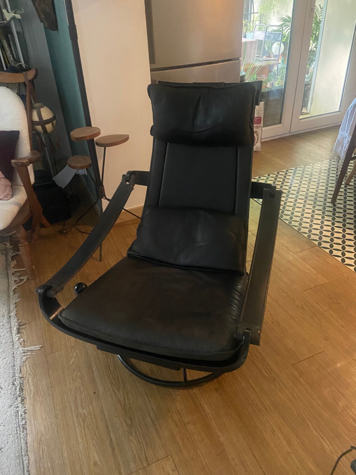 Swivel armchair by Ake Fribytter made in Sweden 70s