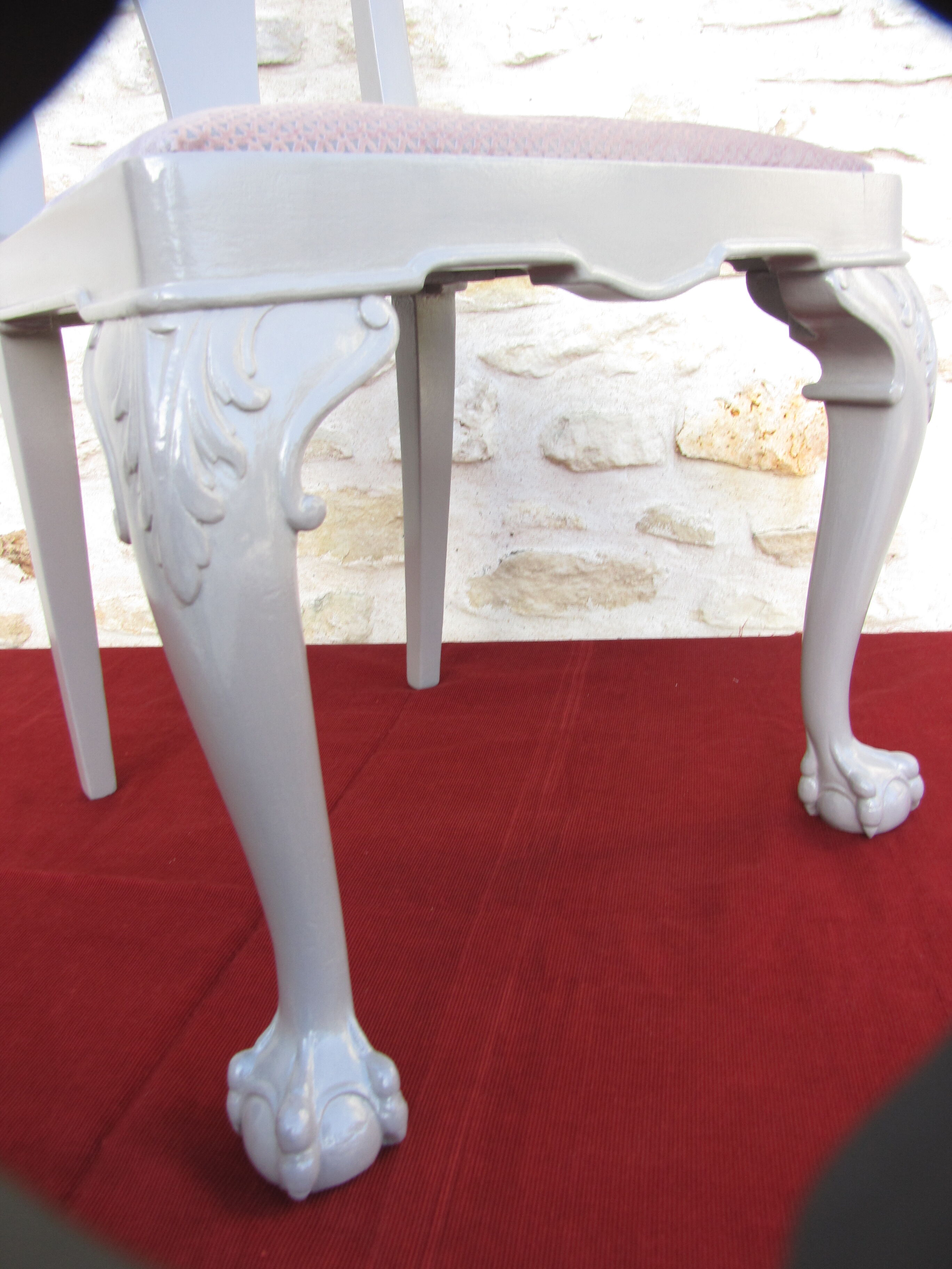 Lot of 2 chippendale chairs