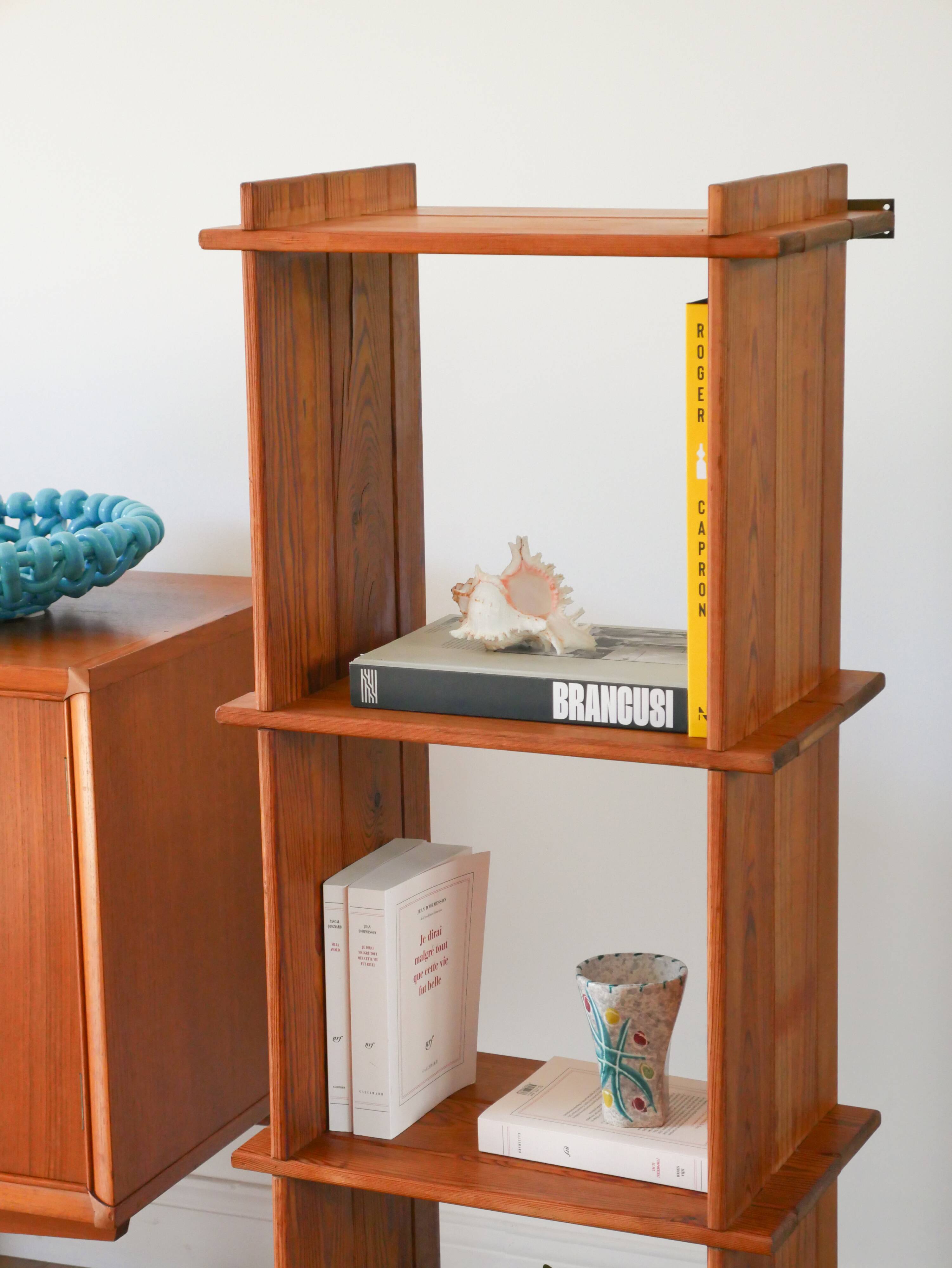 Pine shelf, on legs or to be placed, 1980