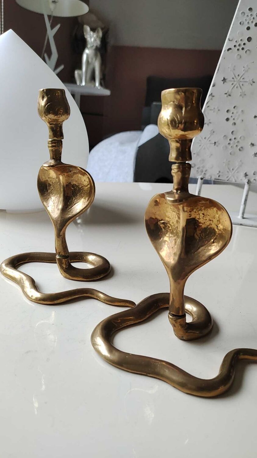 Pair of Zoomorphic candlesticks cobras, brass. Art Deco