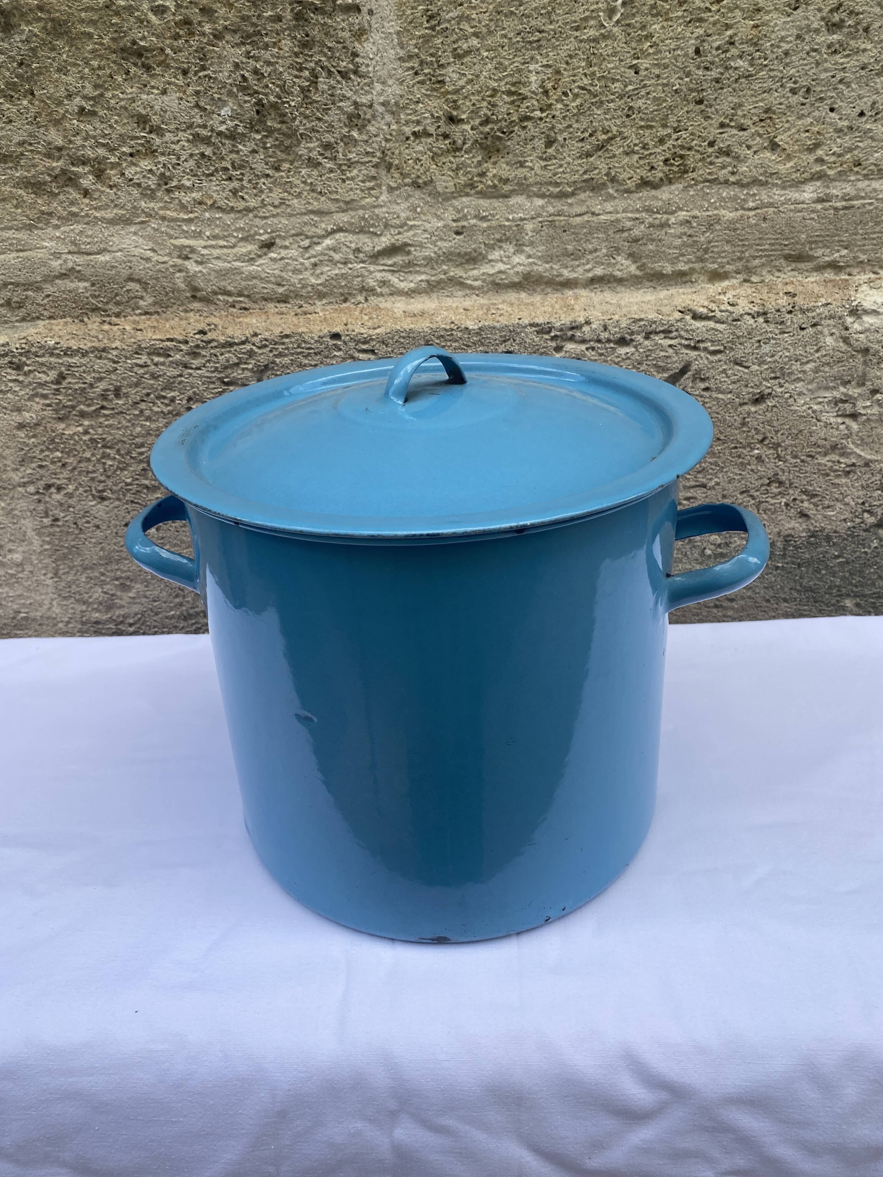 Old Blue Enamelled Pot