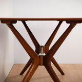 Helicopter dinning table from G Plan, 1960