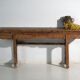 Console d’autel de grand format en pin à frise ajourée – Chine, vers 1930