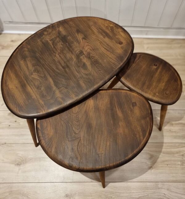 Tables basses gigognes Ercol