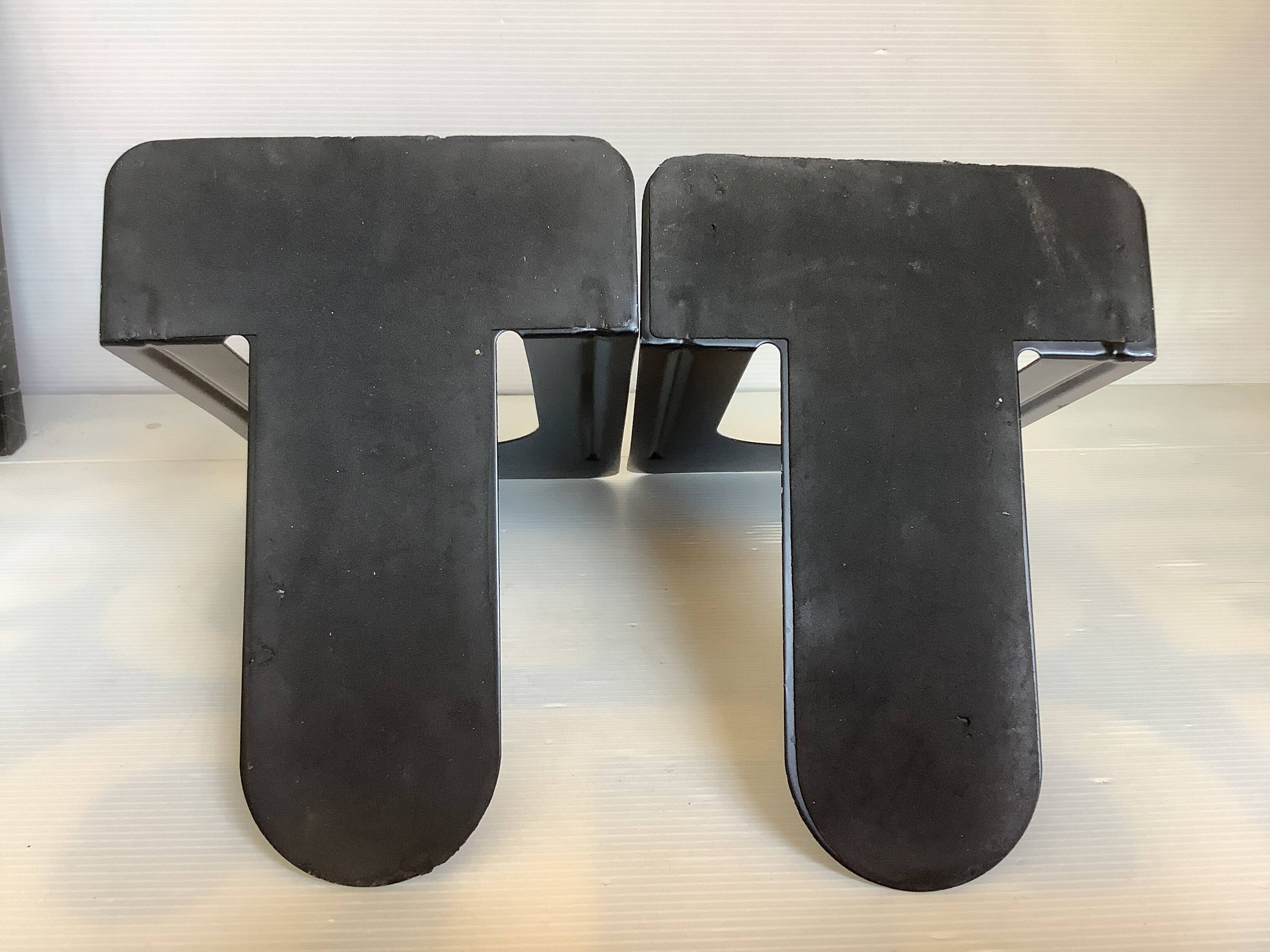 Pair of Gras-style bookends for Ravel