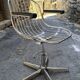 Fauteuil en métal chromé