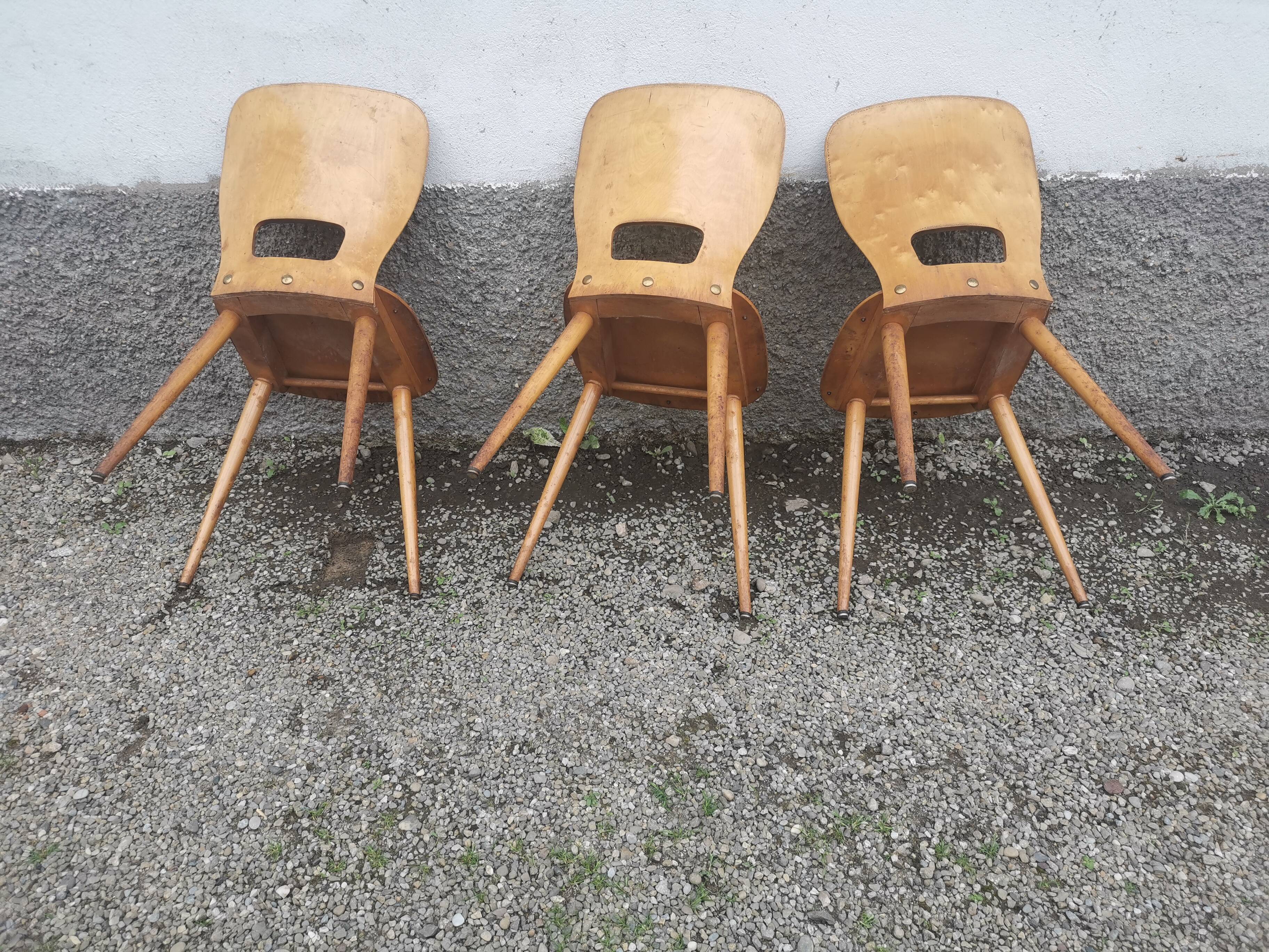 Trois chaises vintage de couleur année 50