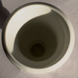 Médicis vase with floral decoration, made of Limoges porcelain.