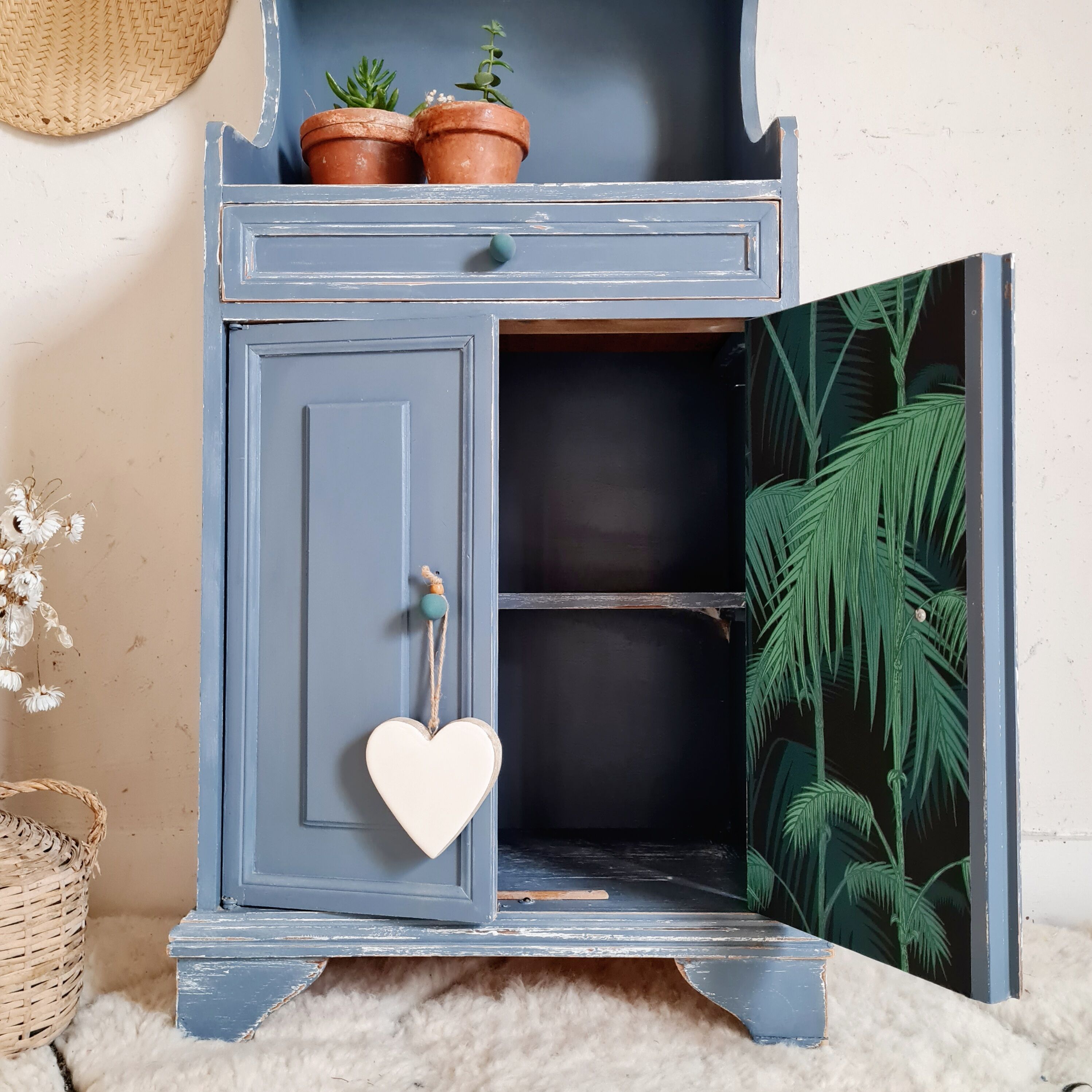 Parisian buffet in blue wood