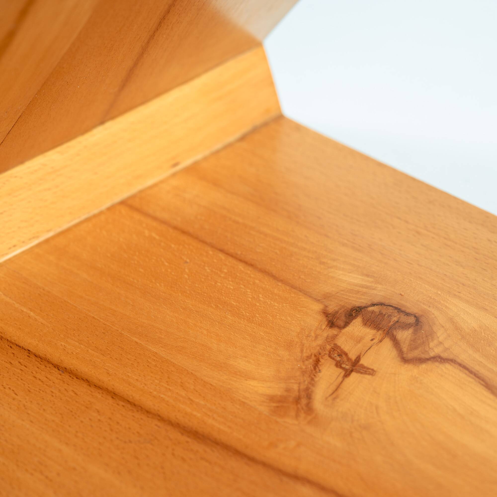 4 Zig Zag Ashwood Modernist Chairs after design Gerrit Rietveld, De Stijl 1930's