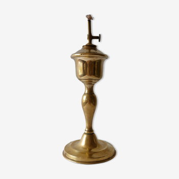 Gardon oil lamp