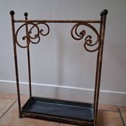 Umbrella stand