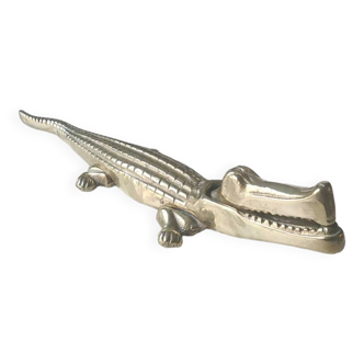 Casse-Noix Antique zoomorphe forme Crocodile/Alligator en laiton massif patiné. Long. 37 cm