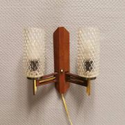 Applique danoise double en teck, laiton et verre cristal.