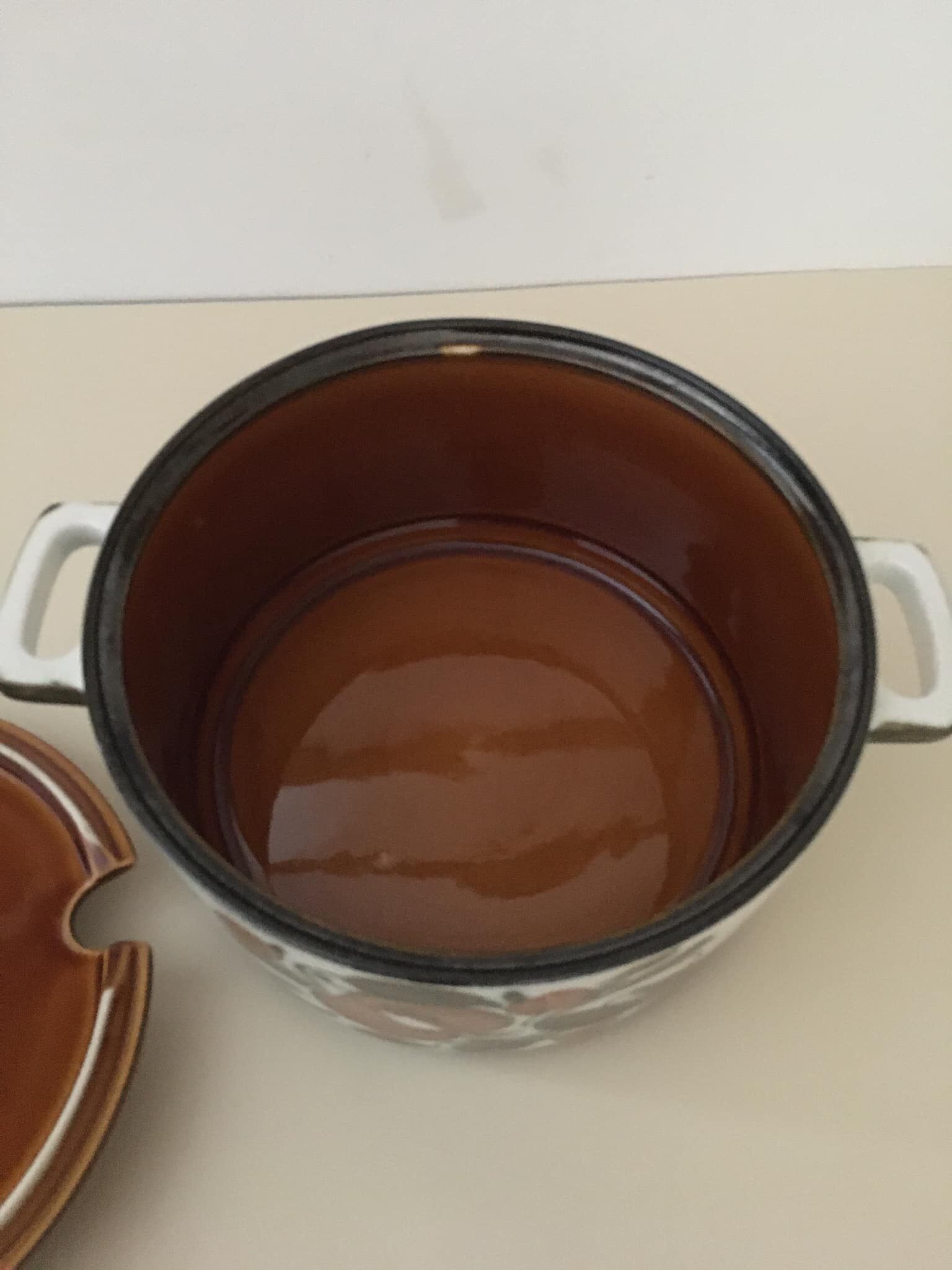 Porcelain tureen stamped boch la louvière, belgium, model argenteuil (70s)