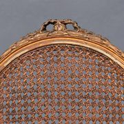 Paire de chaises de style Louis XVI