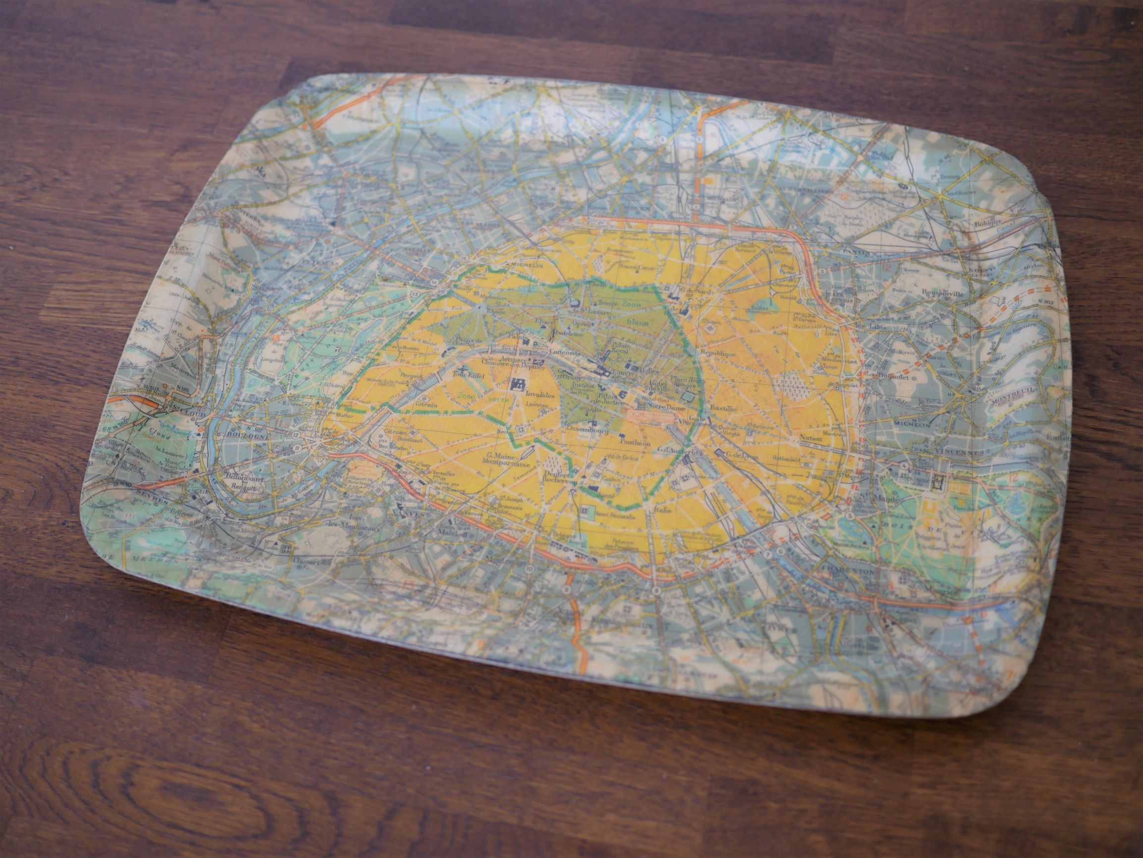 Vintage "Paris plan" platter