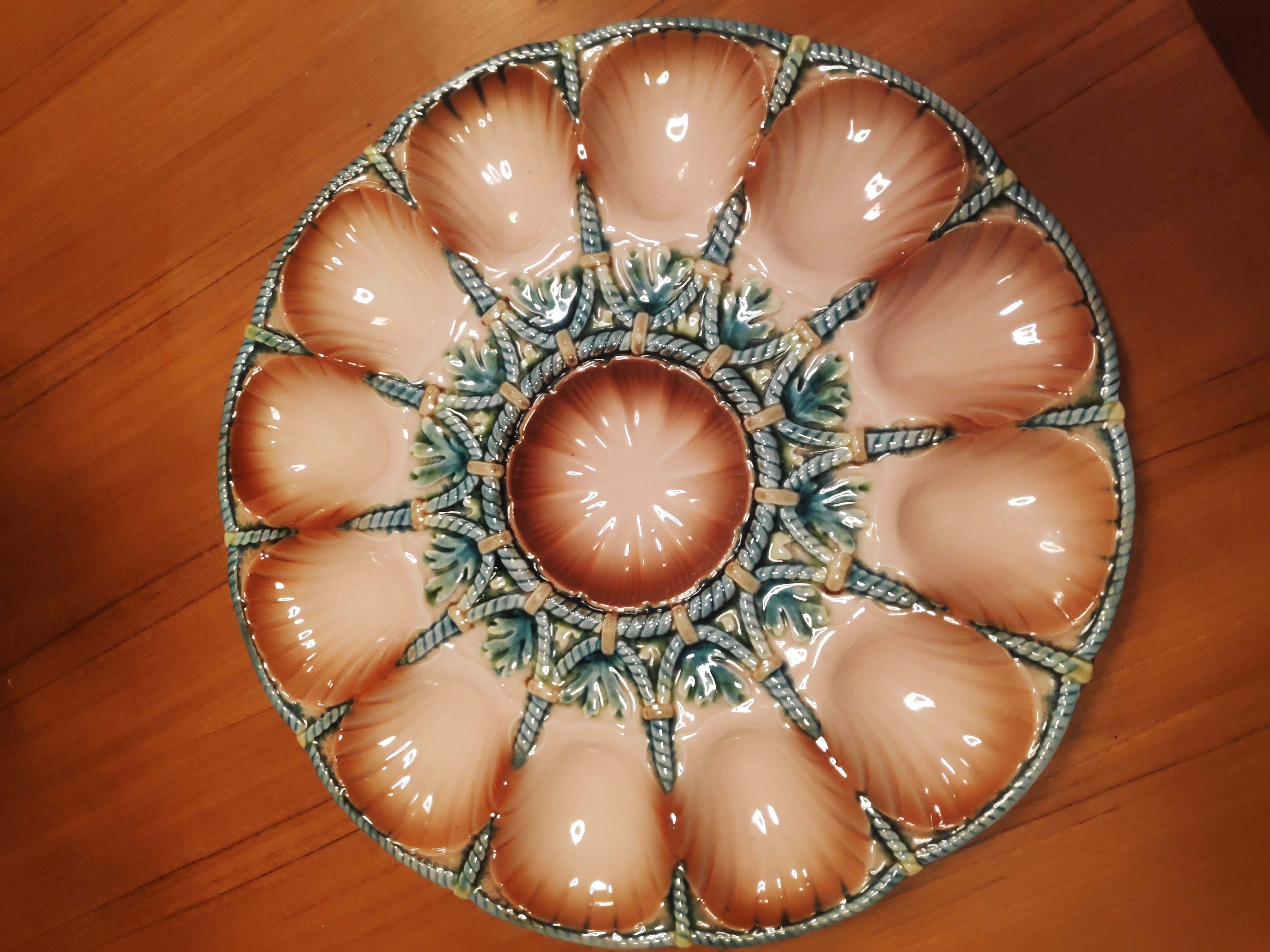 Oyster tray in majolica Sarreguemines circa 1890