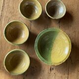 Set of 4 bowls and 1 dish