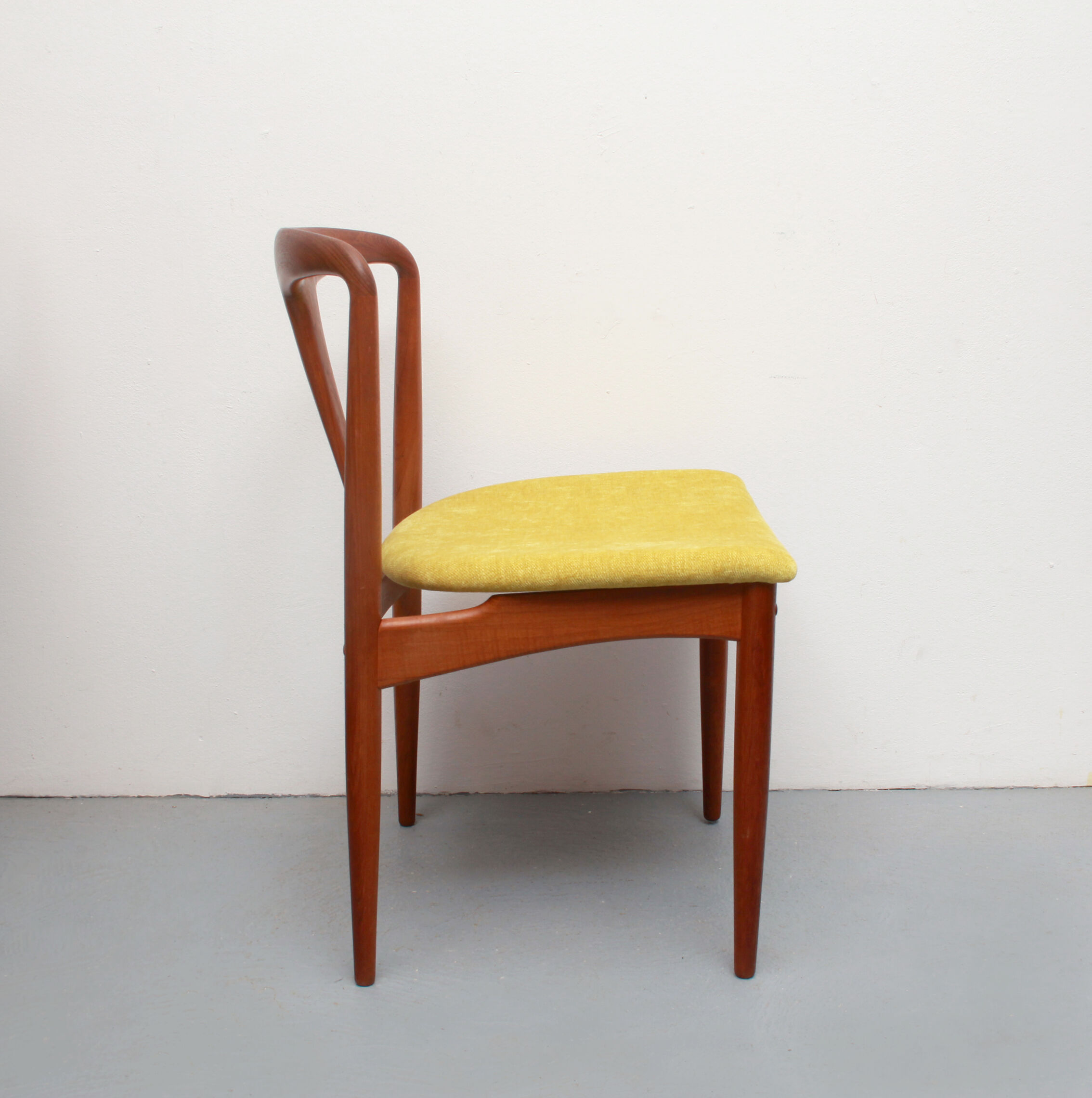 1960s chair teak Juliane from Johannes Andersen for Uldum, Dispo 6