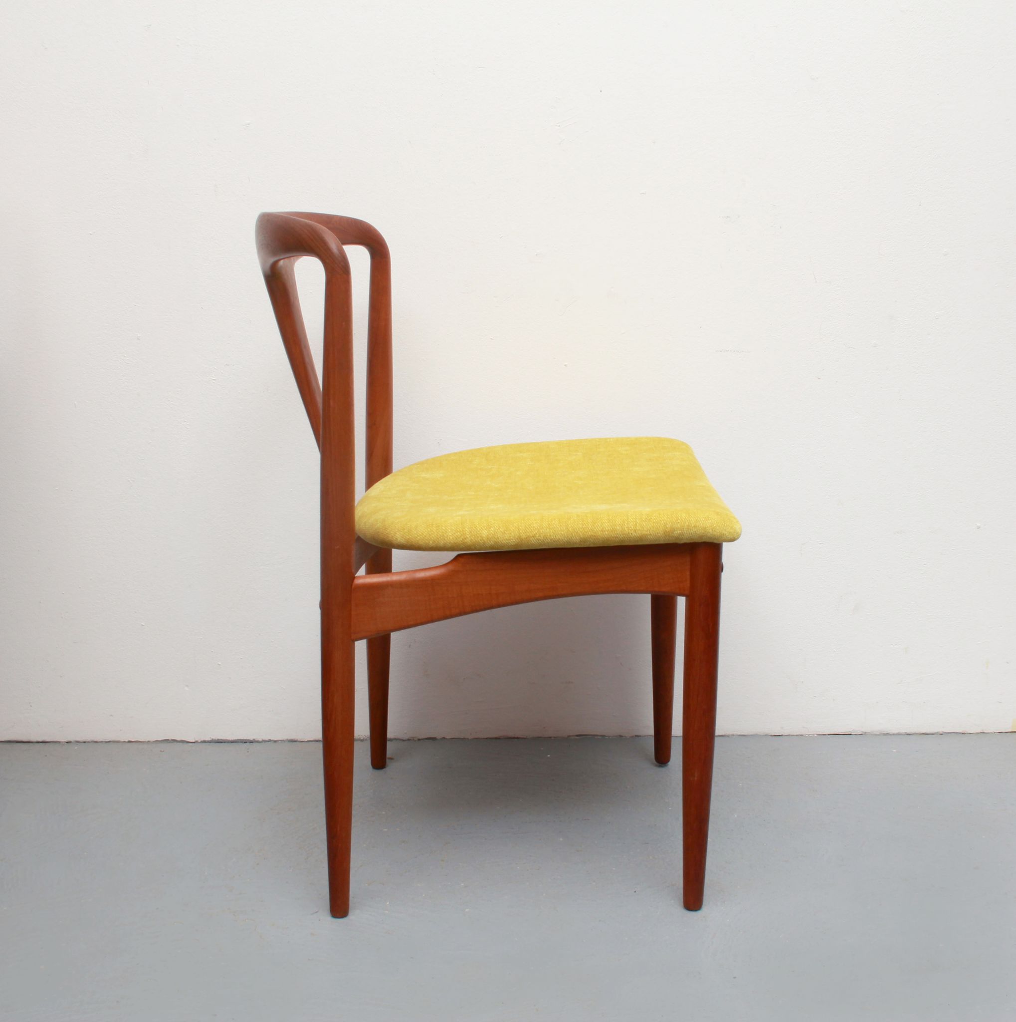 1960s chair teak Juliane from Johannes Andersen for Uldum, Dispo 6