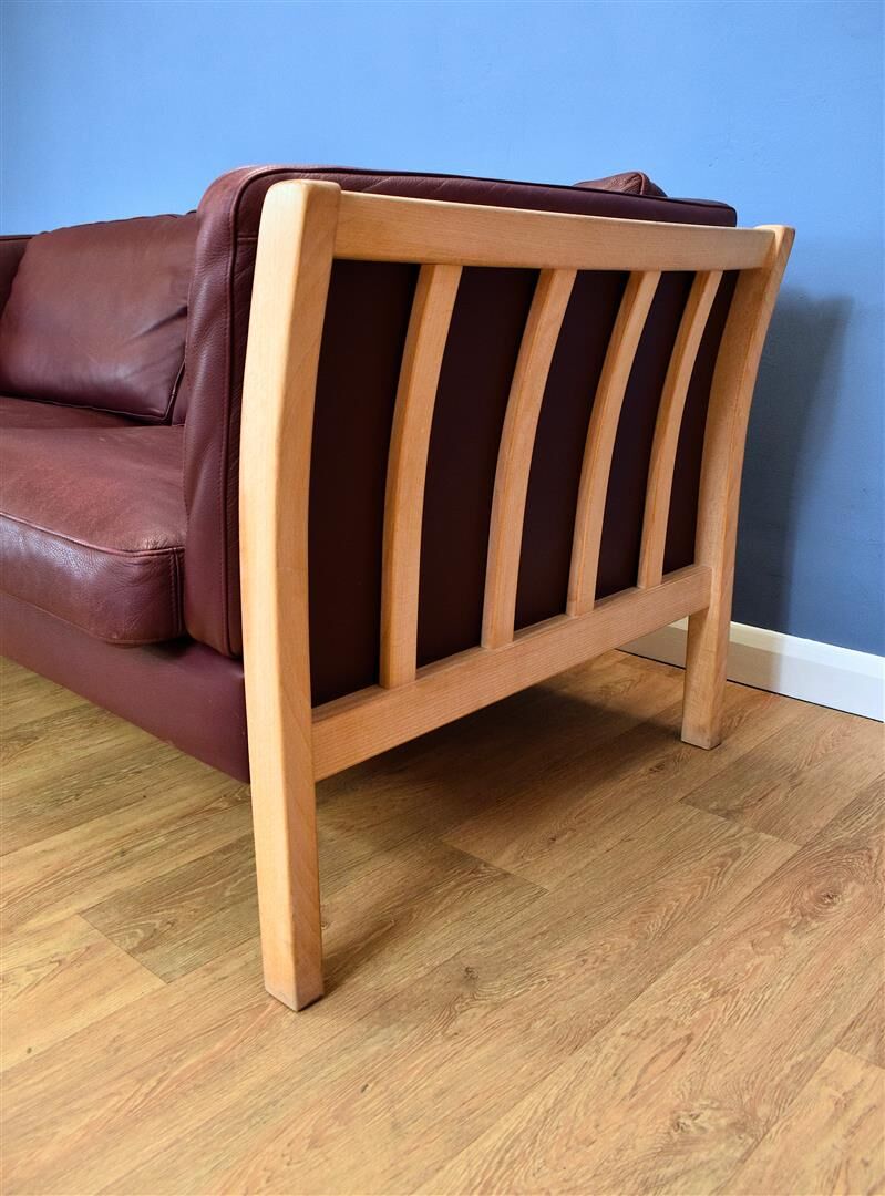Mid century modern danish maroon leather & beech 2.5 seat sofa settee