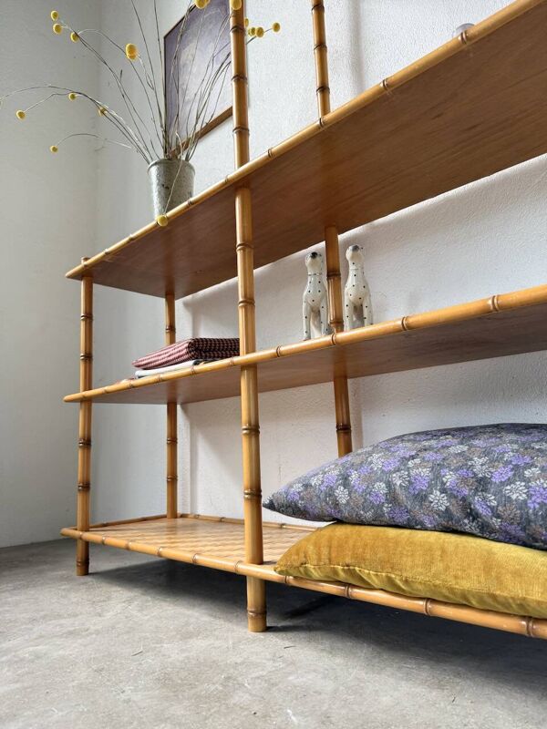 Grande étagère en rotin 1960