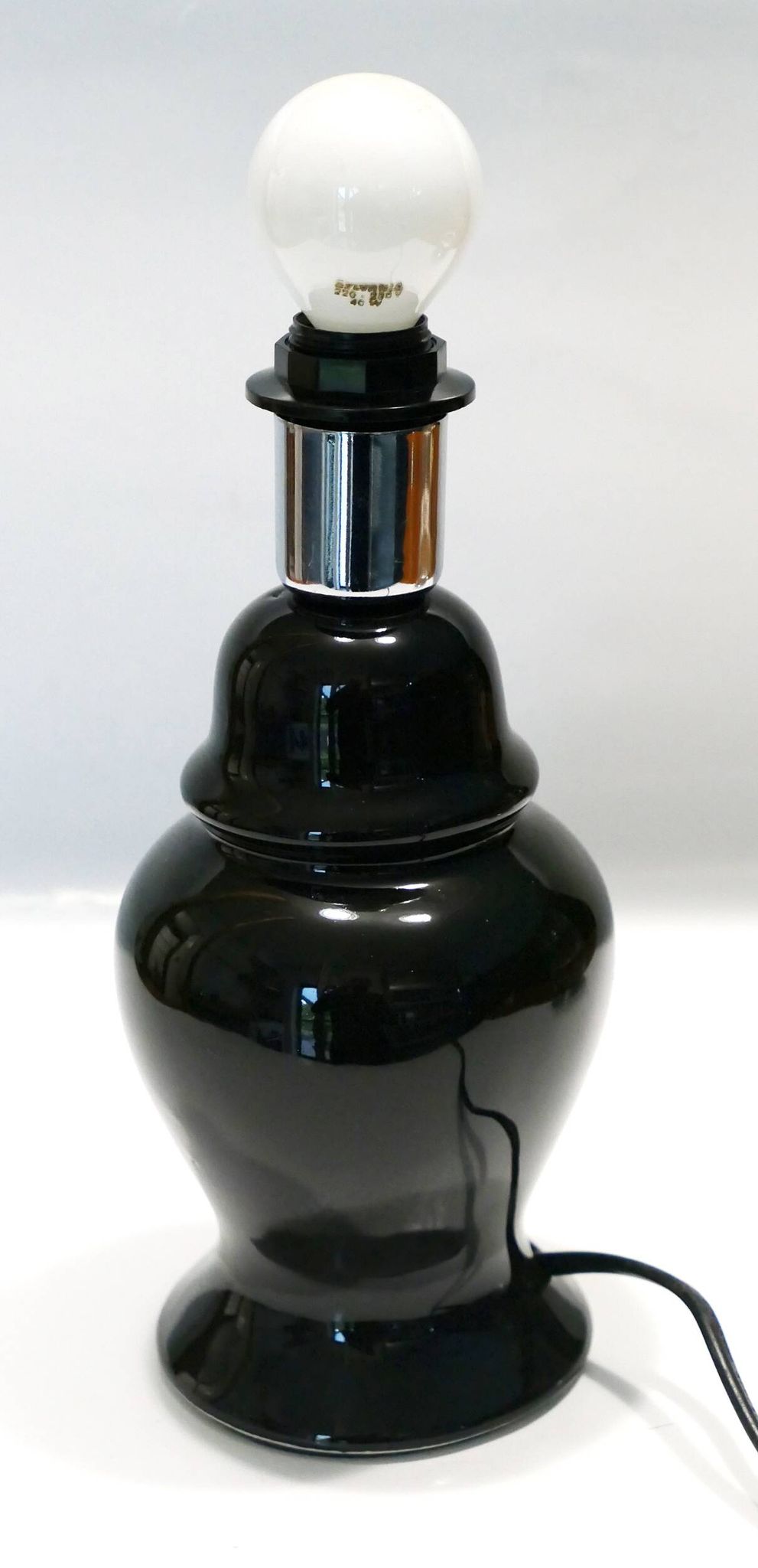 Elegant little vintage lamp base in black ceramic