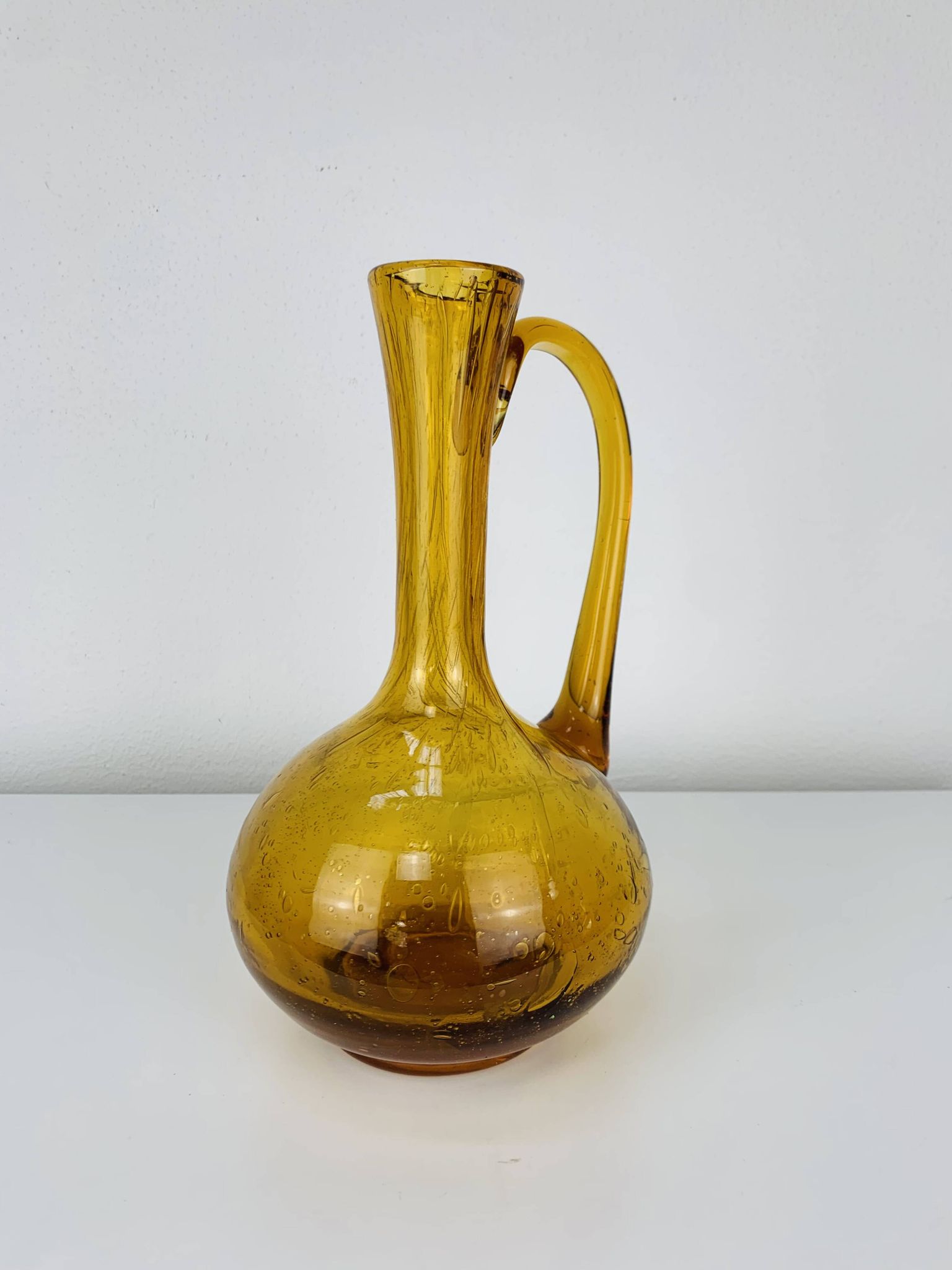 Vase verre bullé ambré vintage