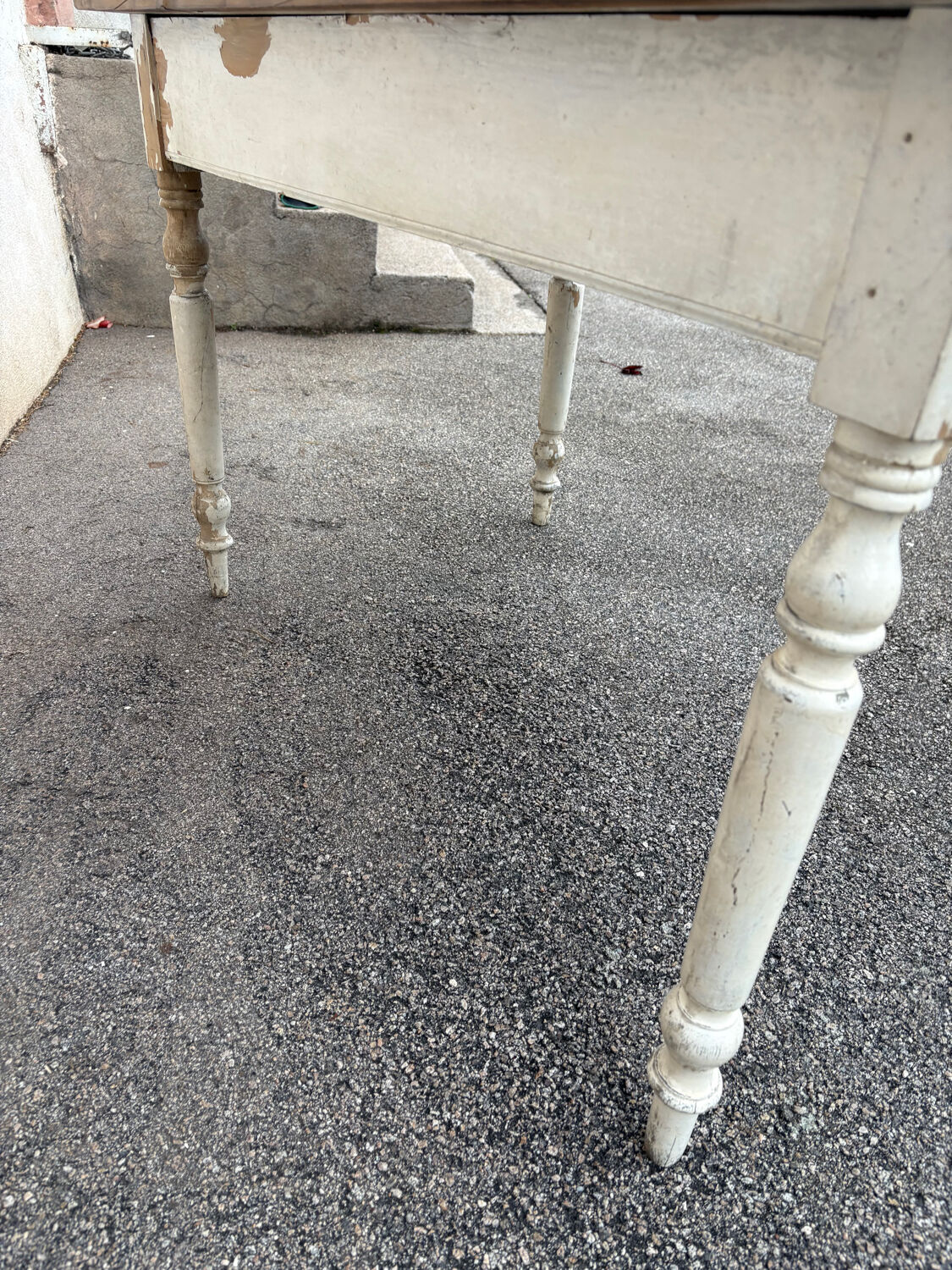 Rustic kitchen table