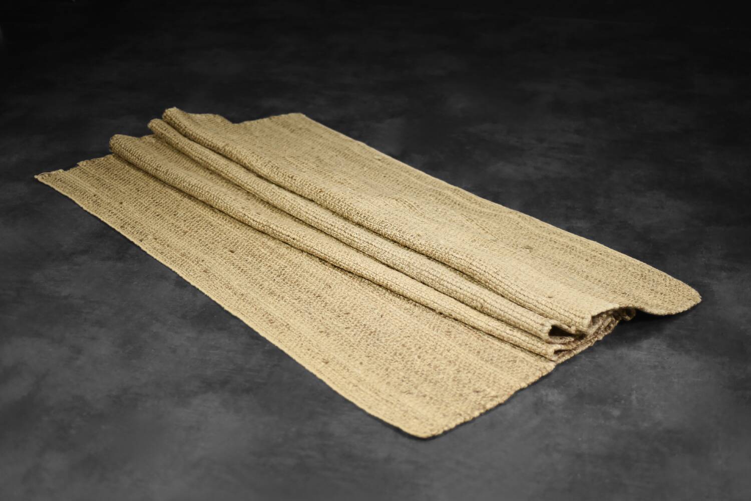 Flat-woven jute Indian rug, 1970s