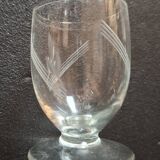 Port decanter and its 6 glasses