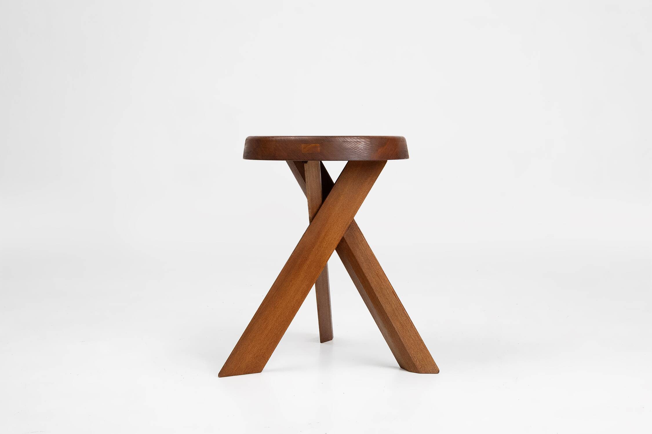 Iconic Pierre Chapo model S31 stool in elm wood, France 1974