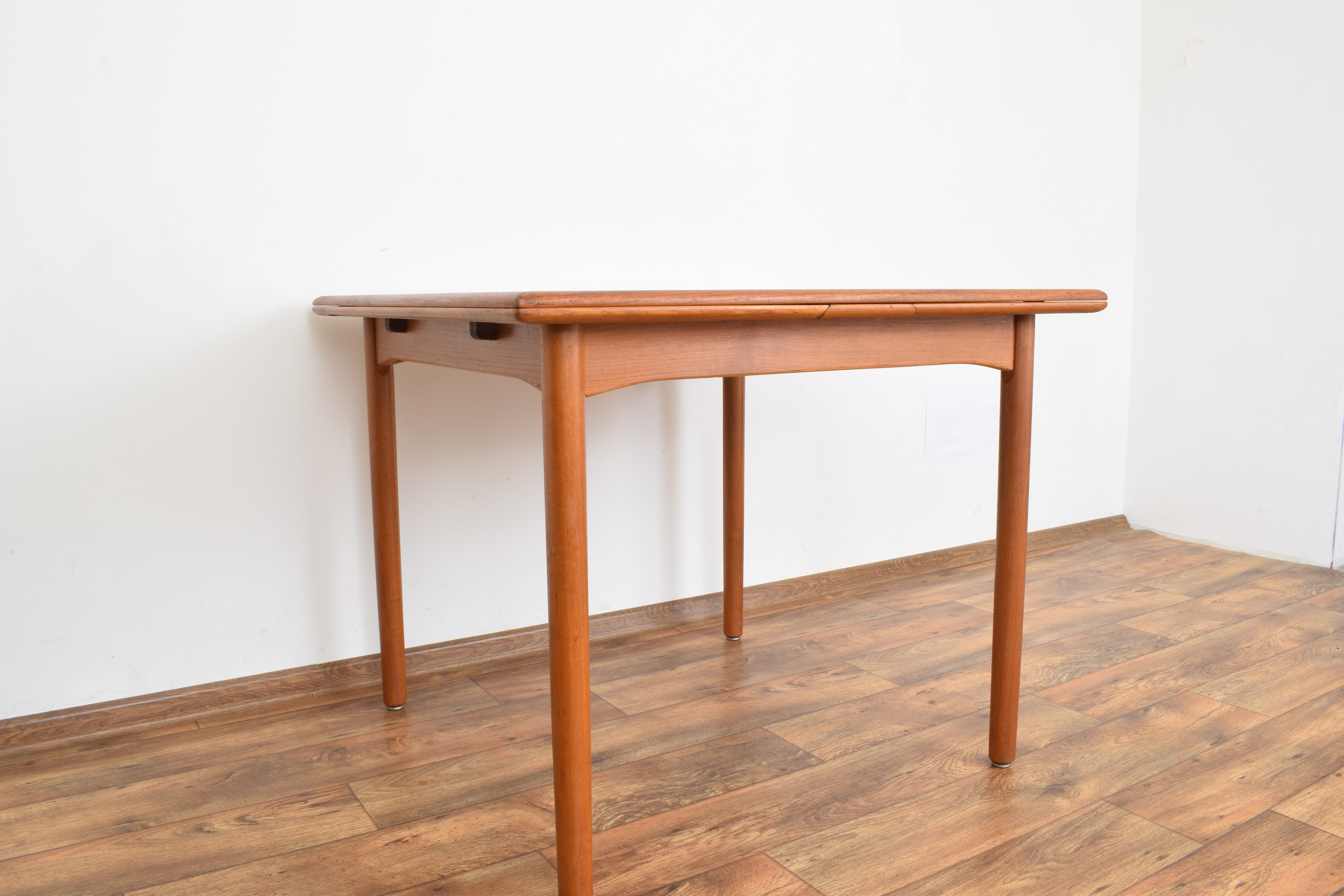 Mid-century teak dining table, 1960s