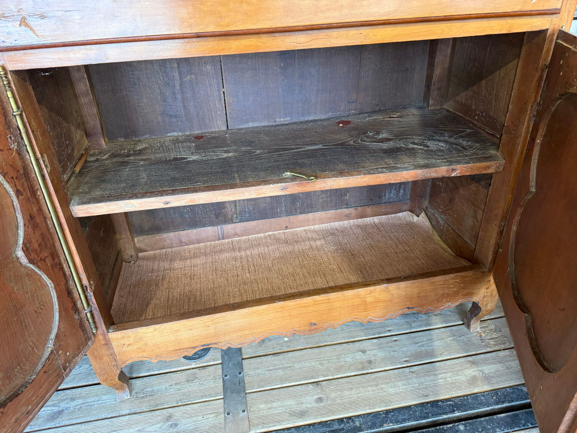 Buffet blutoir en noyer