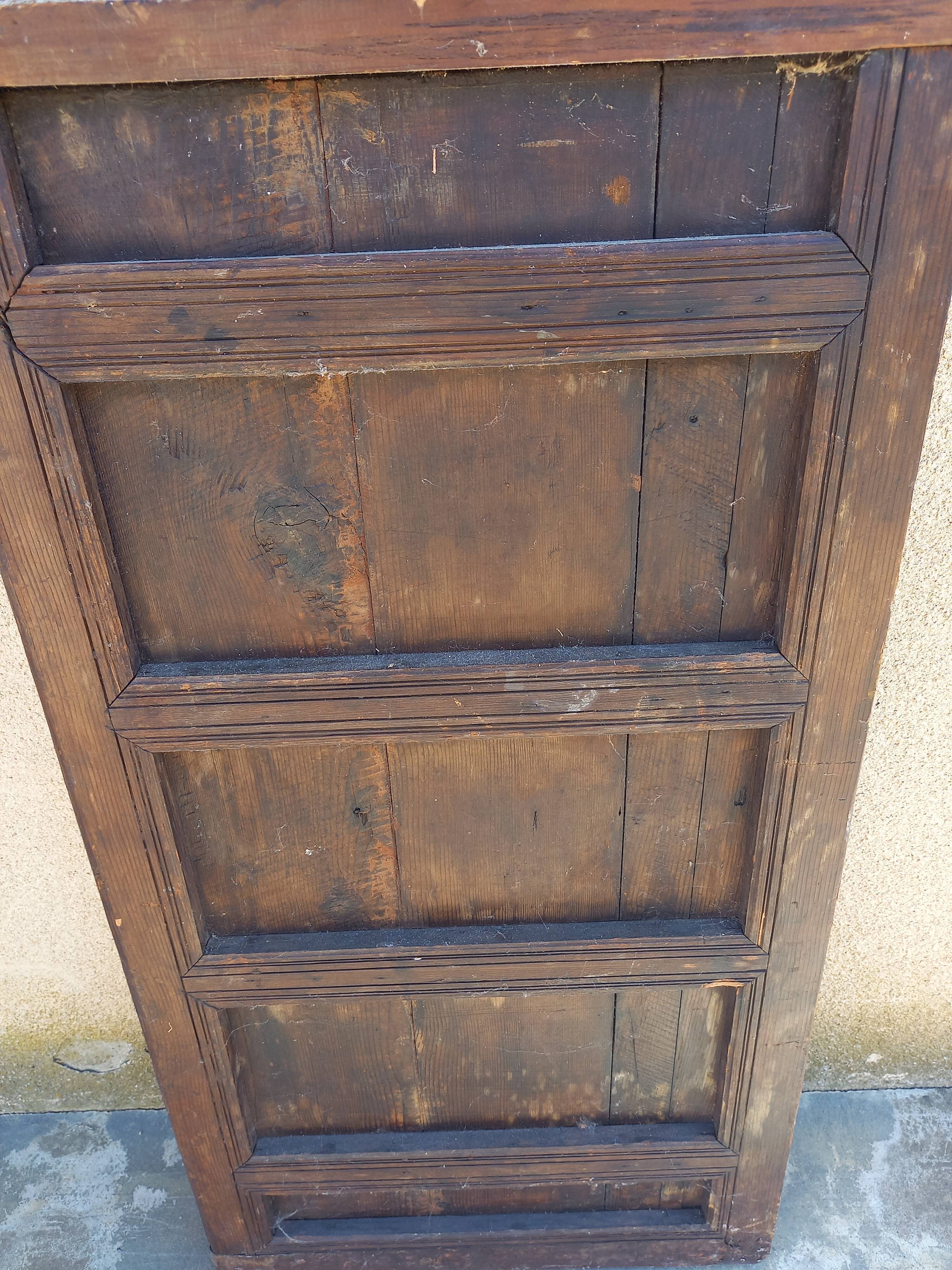 Panneau de bois sculpté ancien