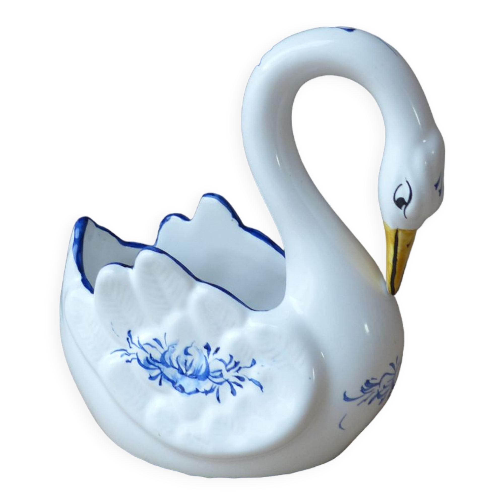 Cache hand-painted porcelain swan pot in portugal